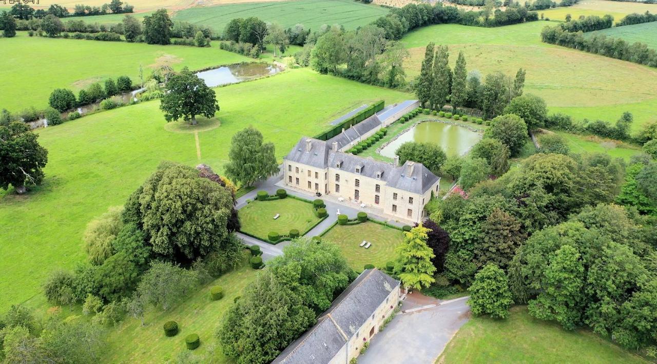 Château du Bû Anctoville Exterior foto